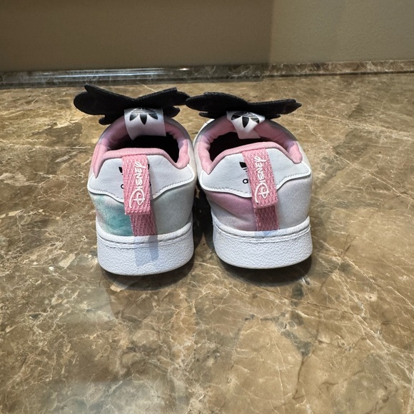 adidas Kids Sneakers with Minnie Mouse - White and Gold - Picture 4 of 7